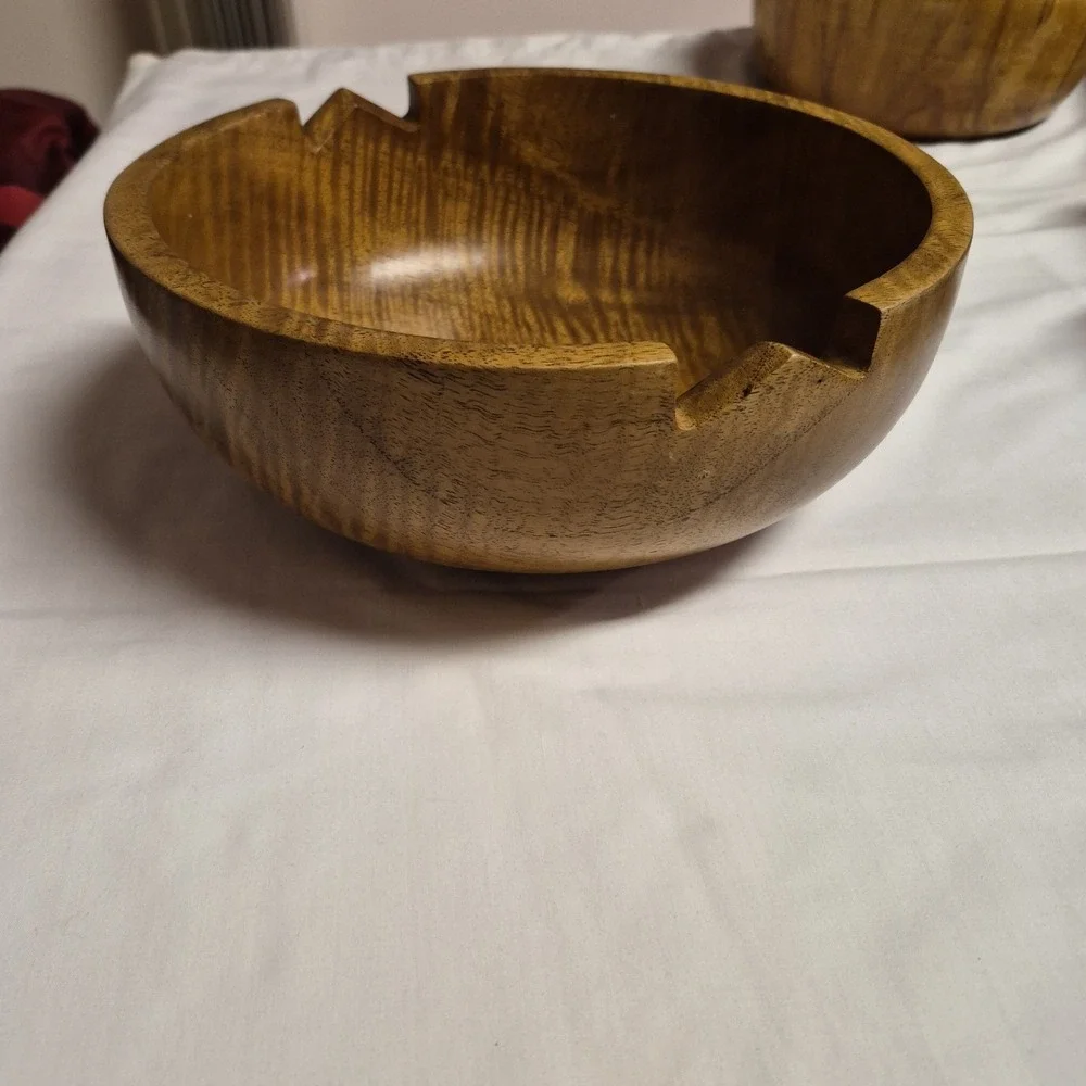 Curly Wood Cigar Ashtray St. Thomas USVI Artisan Carved‎ Tiger Grain Monkey Pod